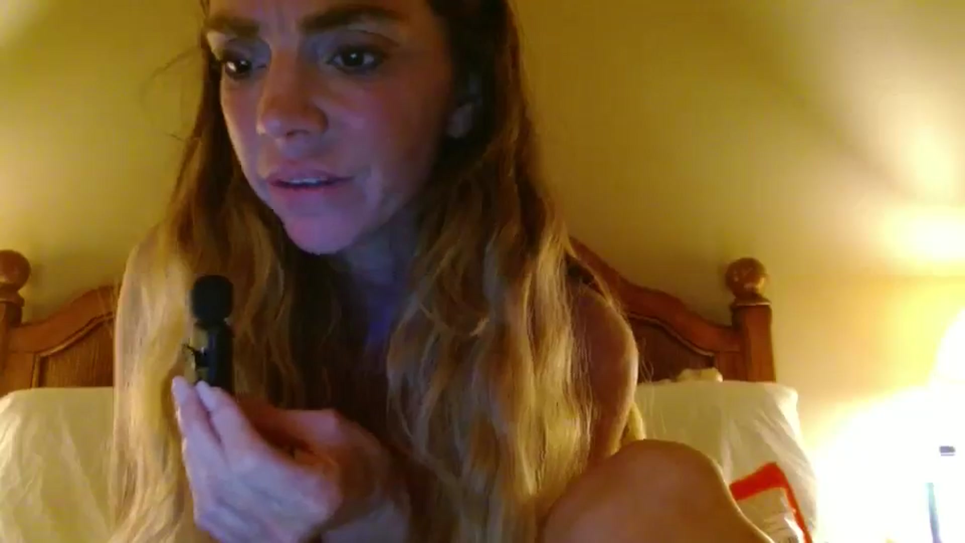 Gallery image thumbnail from NikiSkyler's myfreecams stream on, 04/24/2026, 05:08 image 11 of 20