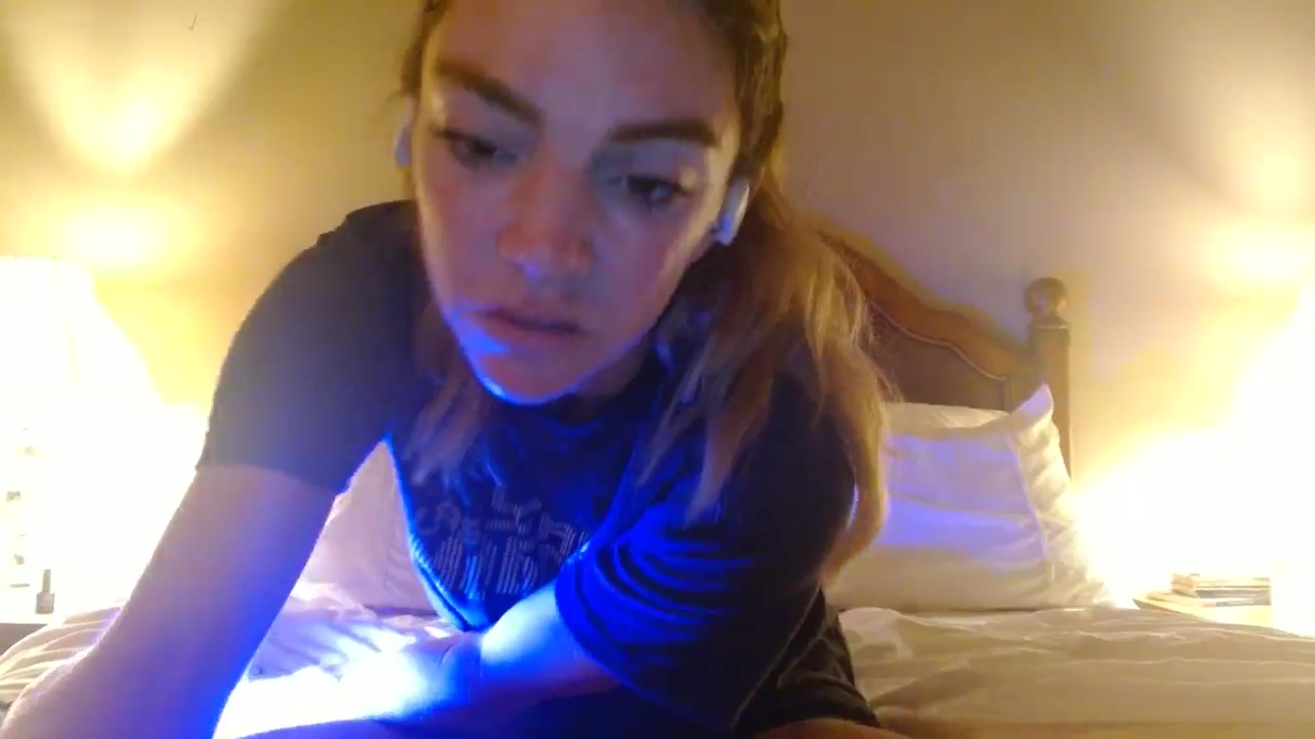 Gallery image thumbnail from NikiSkyler's myfreecams stream on, 04/27/2026, 03:40 image 3 of 20