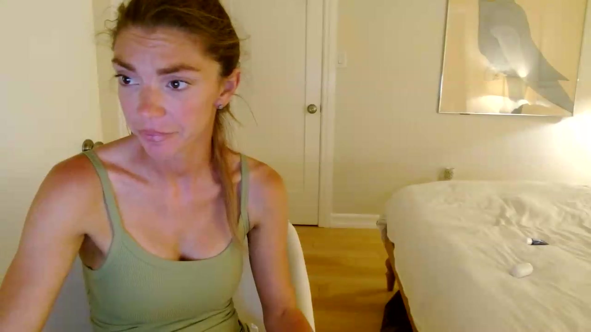 Gallery image thumbnail from NikiSkyler's myfreecams stream on, 08/06/2026, 03:55 image 14 of 20