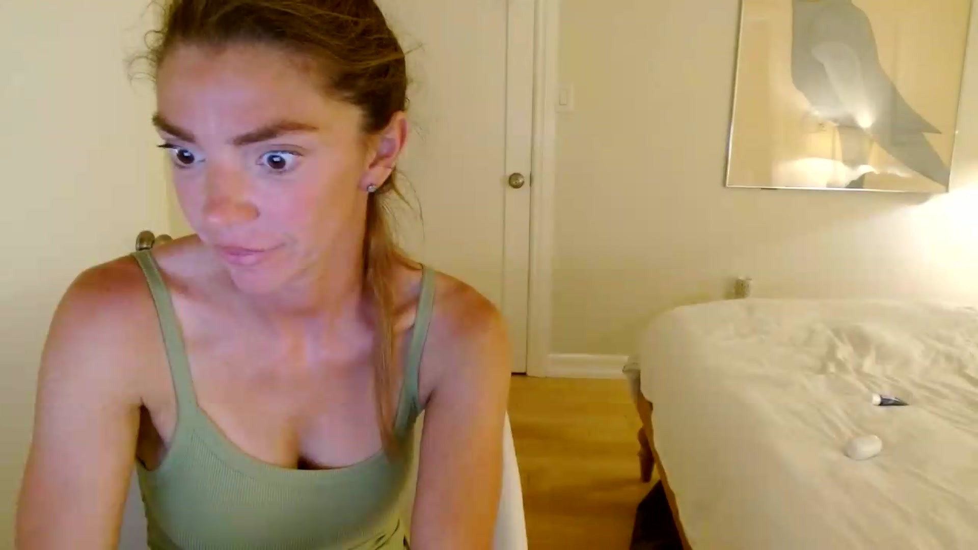 Gallery image thumbnail from NikiSkyler's myfreecams stream on, 08/06/2026, 03:55 image 13 of 20