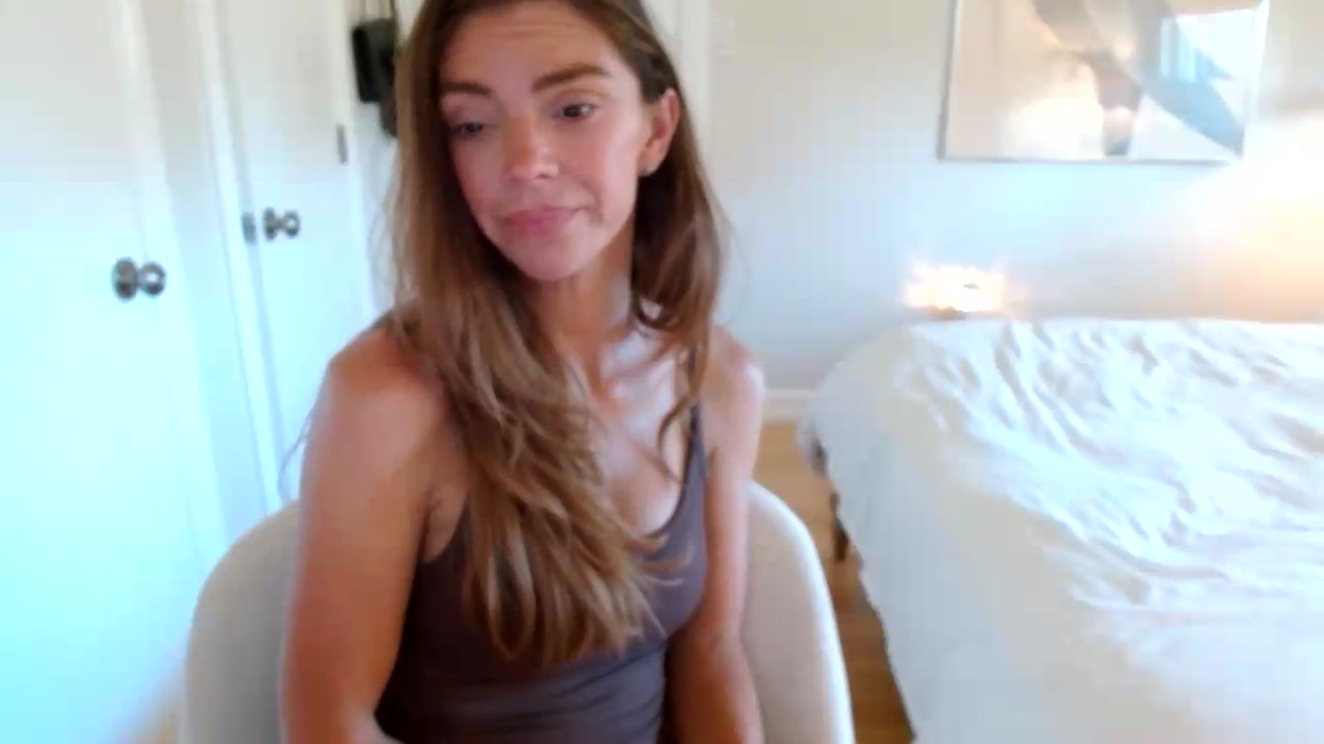 Gallery image thumbnail from NikiSkyler's myfreecams stream on, 08/09/2026, 24:13 image 16 of 20