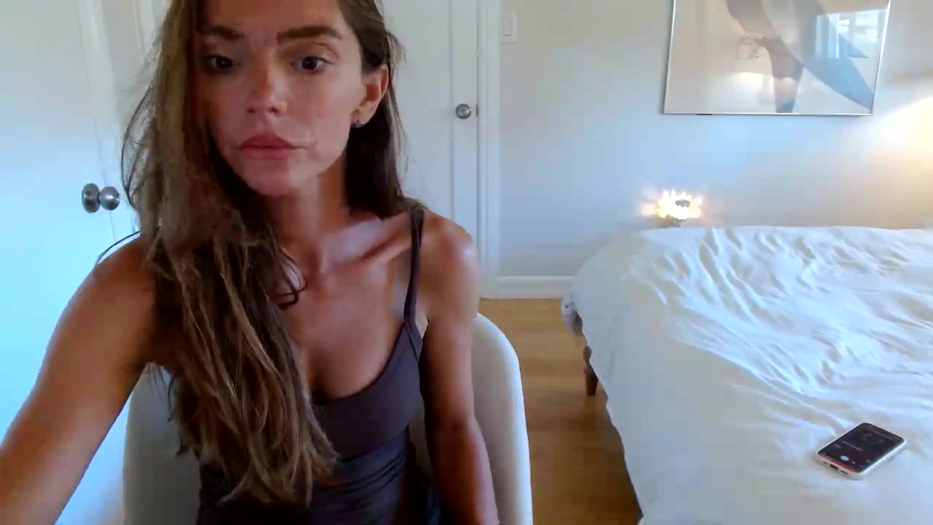 Gallery image thumbnail from NikiSkyler's myfreecams stream on, 08/09/2026, 24:13 image 5 of 20
