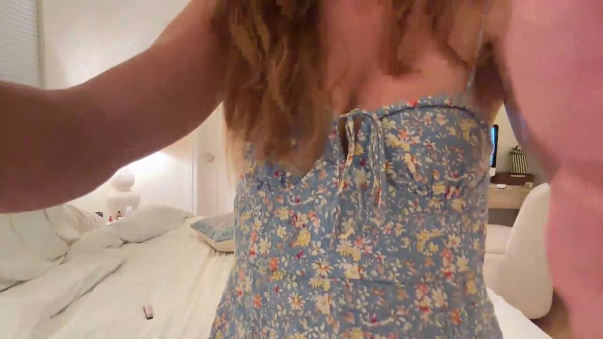 Gallery image thumbnail from NikiSkyler's myfreecams stream on, 08/11/2026, 04:52 image 16 of 20