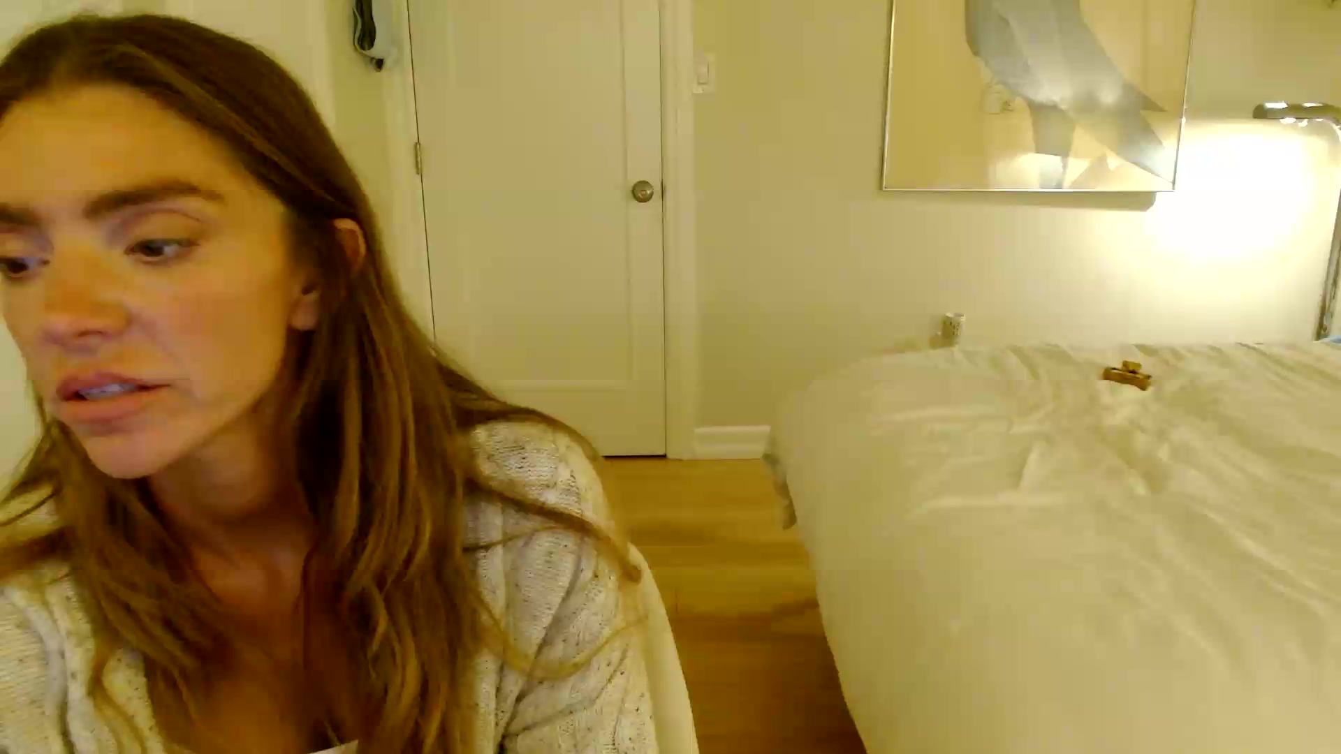 Gallery image thumbnail from NikiSkyler's myfreecams stream on, 08/27/2026, 03:32 image 4 of 20
