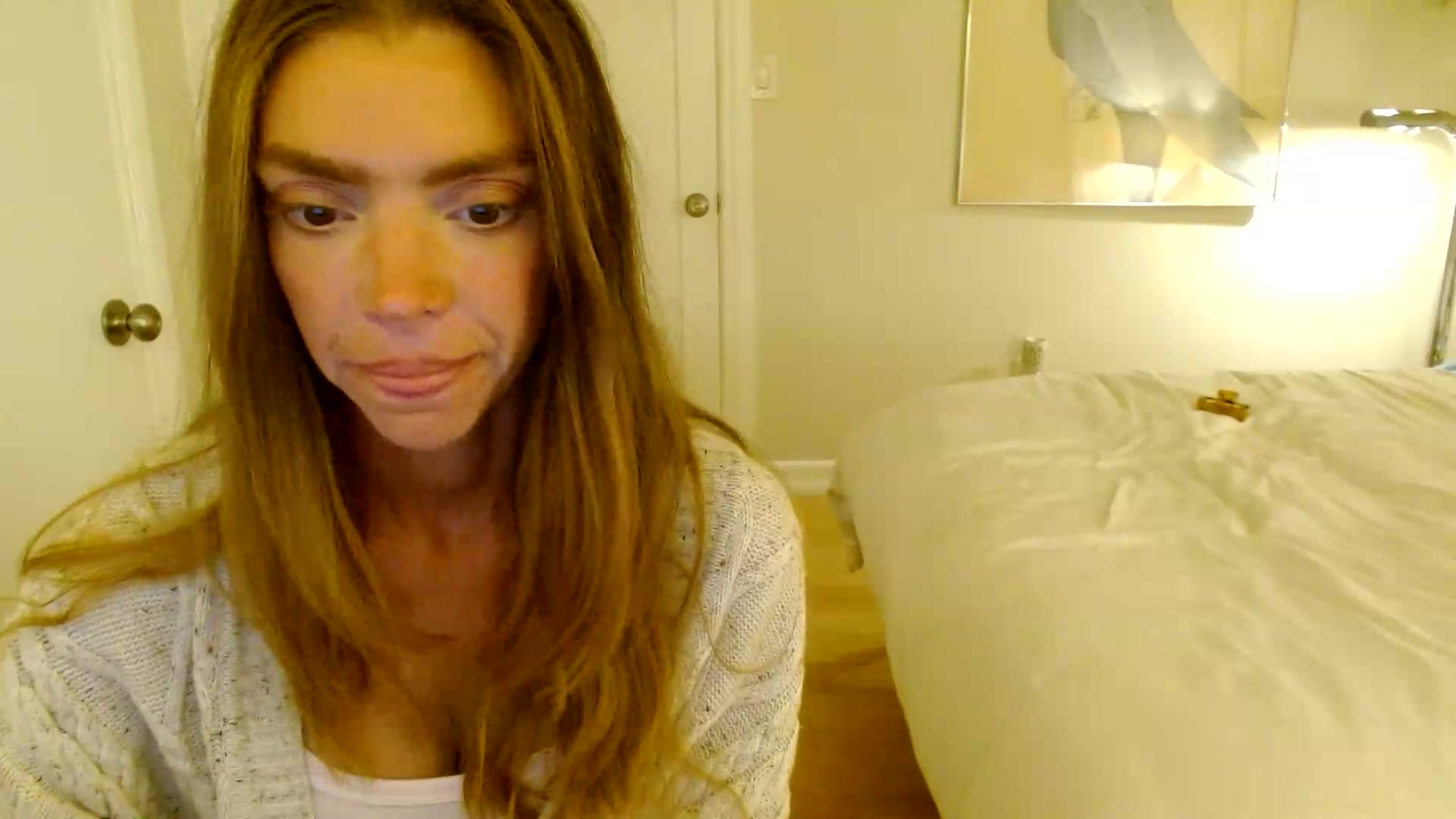 Gallery image thumbnail from NikiSkyler's myfreecams stream on, 08/27/2026, 03:32 image 19 of 20
