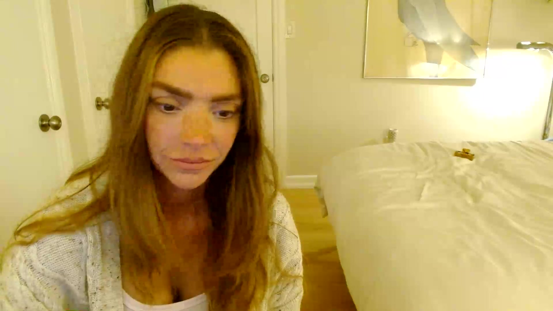 Gallery image thumbnail from NikiSkyler's myfreecams stream on, 08/27/2026, 03:32 image 16 of 20