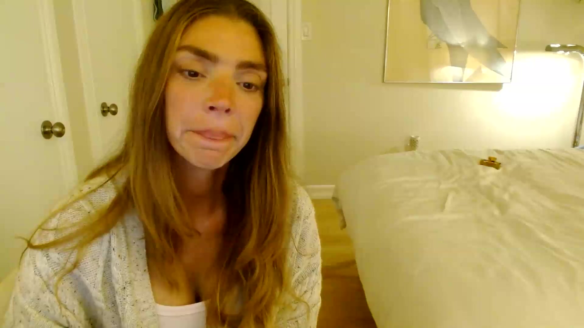 Gallery image thumbnail from NikiSkyler's myfreecams stream on, 08/27/2026, 03:32 image 20 of 20