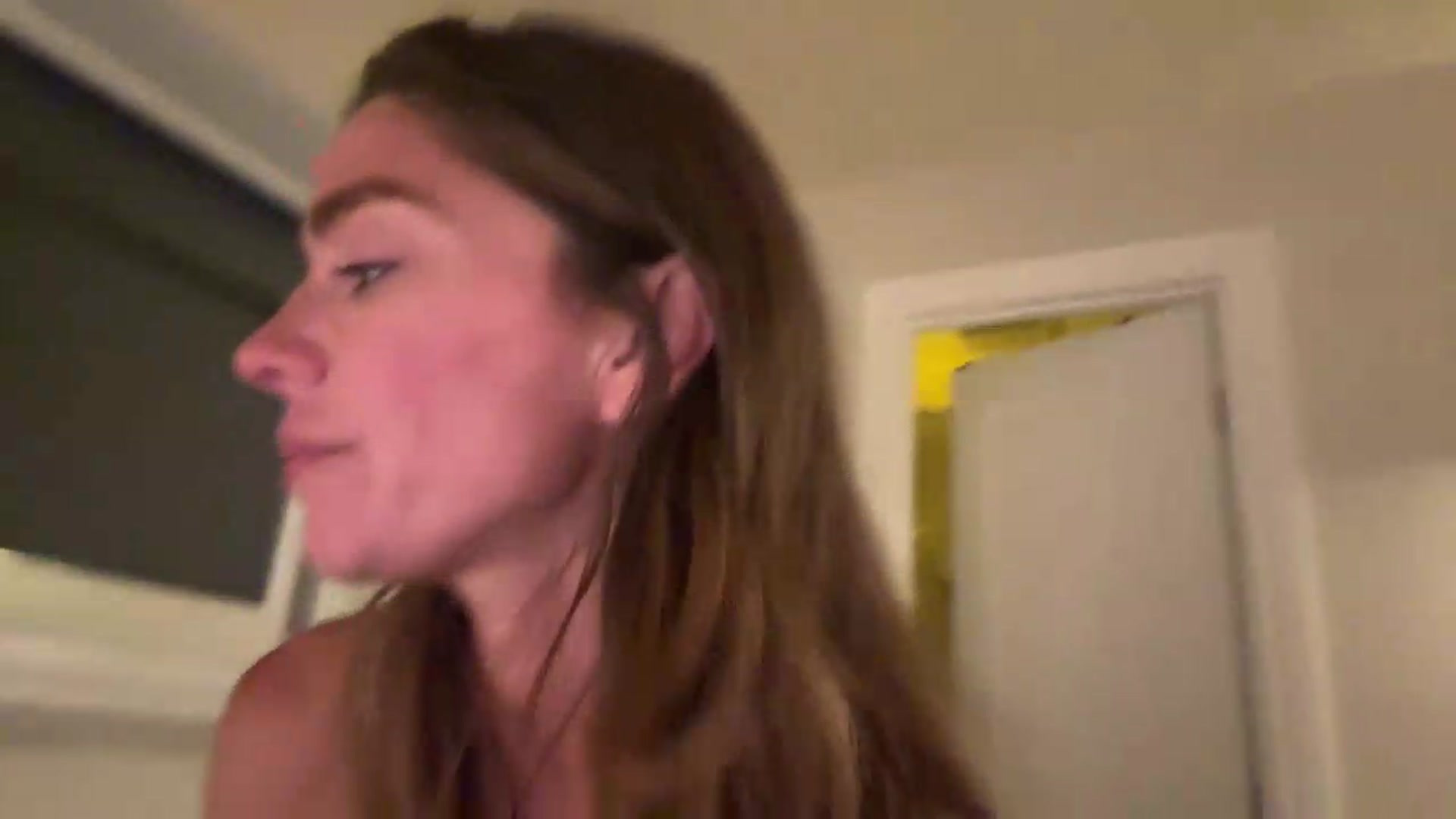 Gallery image thumbnail from NikiSkyler's myfreecams stream on, 08/29/2026, 04:37 image 19 of 20