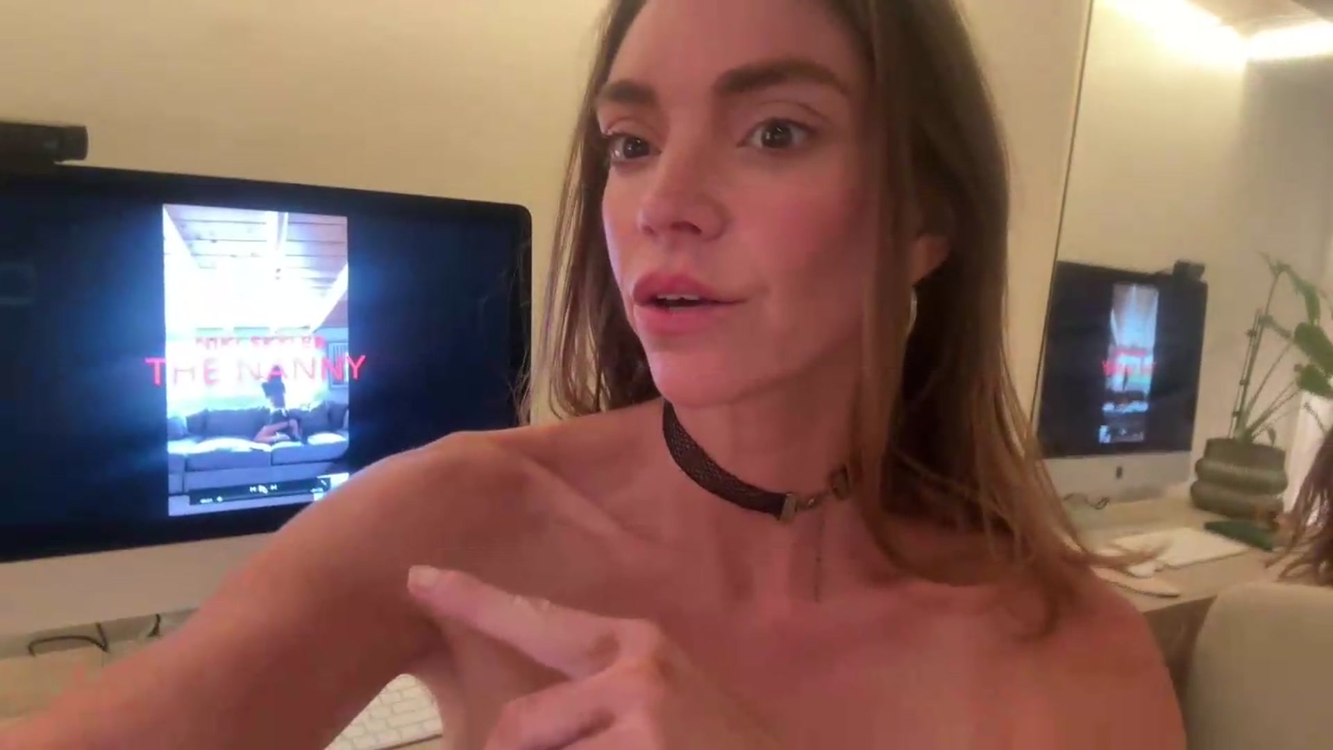 Gallery image thumbnail from NikiSkyler's myfreecams stream on, 09/02/2026, 03:41 image 16 of 20