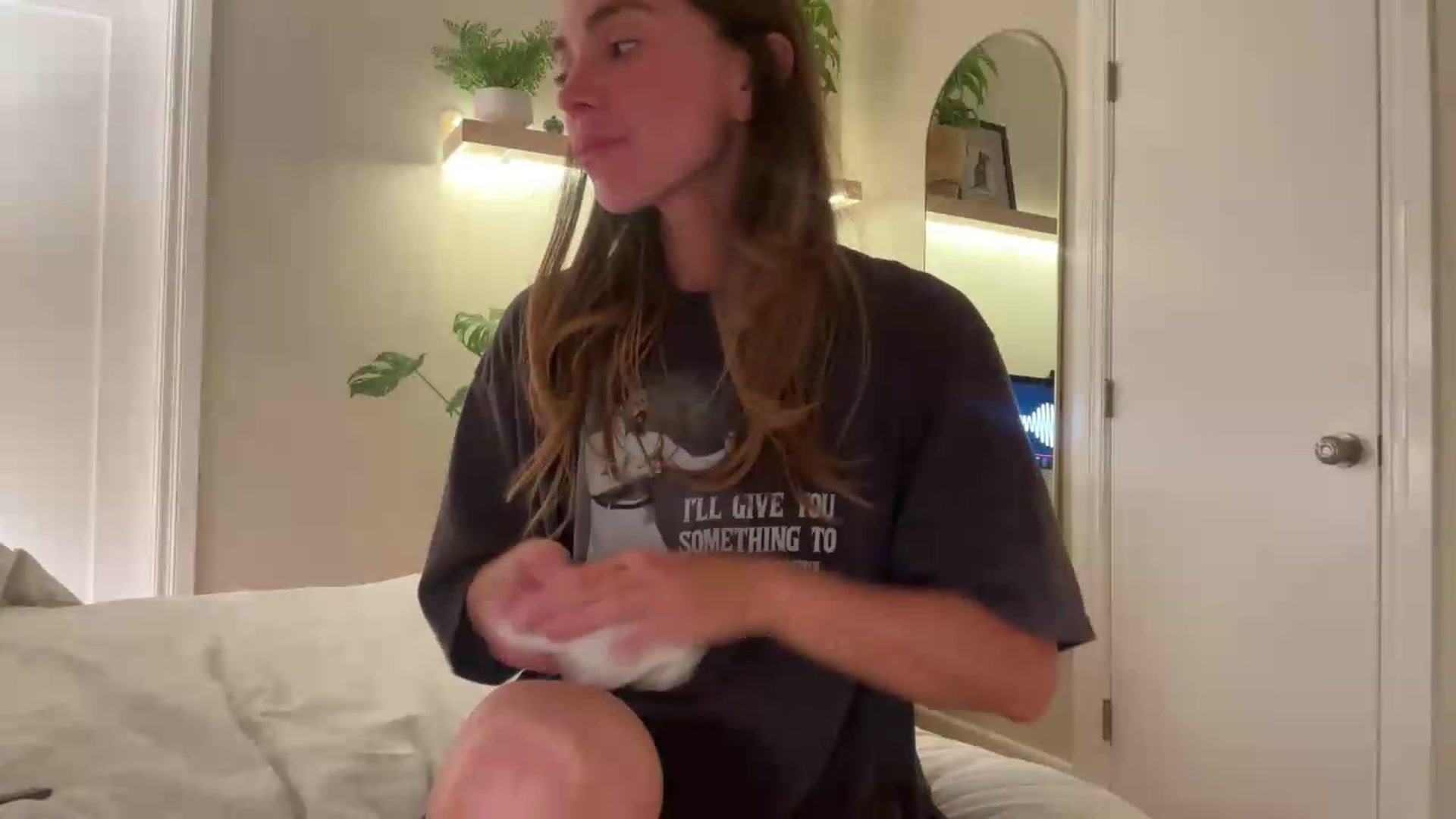 Gallery image thumbnail from NikiSkyler's myfreecams stream on, 09/02/2026, 05:02 image 3 of 20