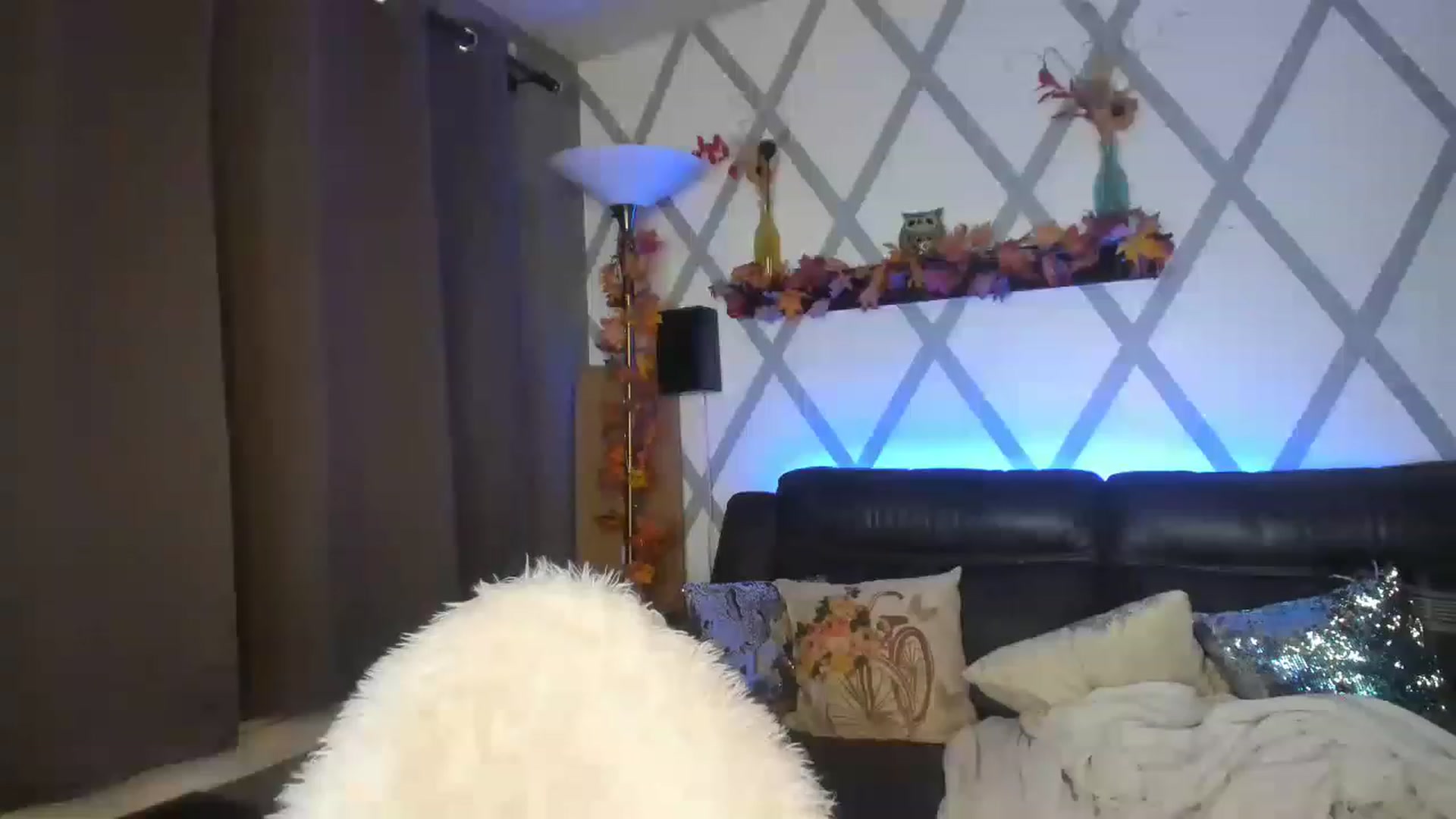 Gallery image thumbnail from Nikibutterfly's myfreecams stream on, 11/23/2022, 03:33 image 19 of 20