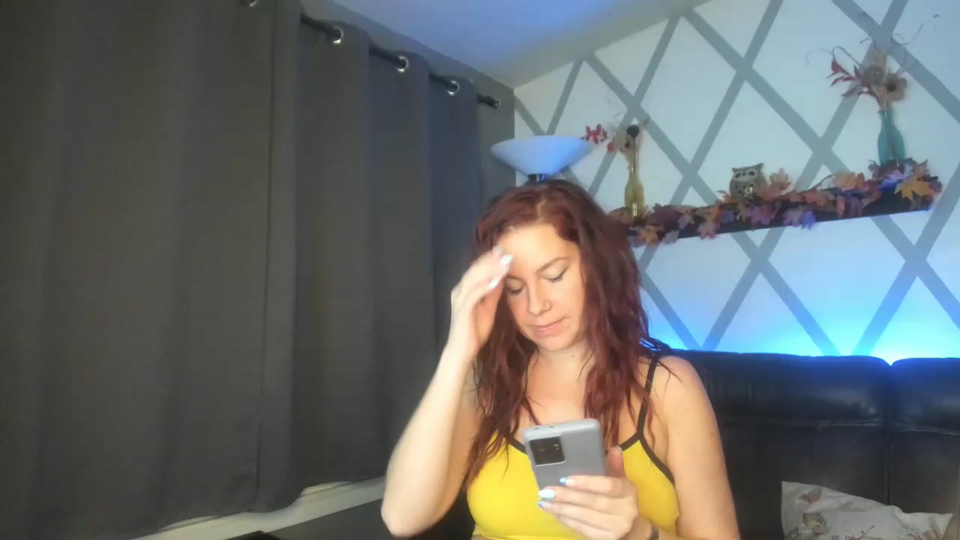 Gallery image thumbnail from Nikibutterfly's myfreecams stream on, 11/26/2022, 06:44 image 10 of 20