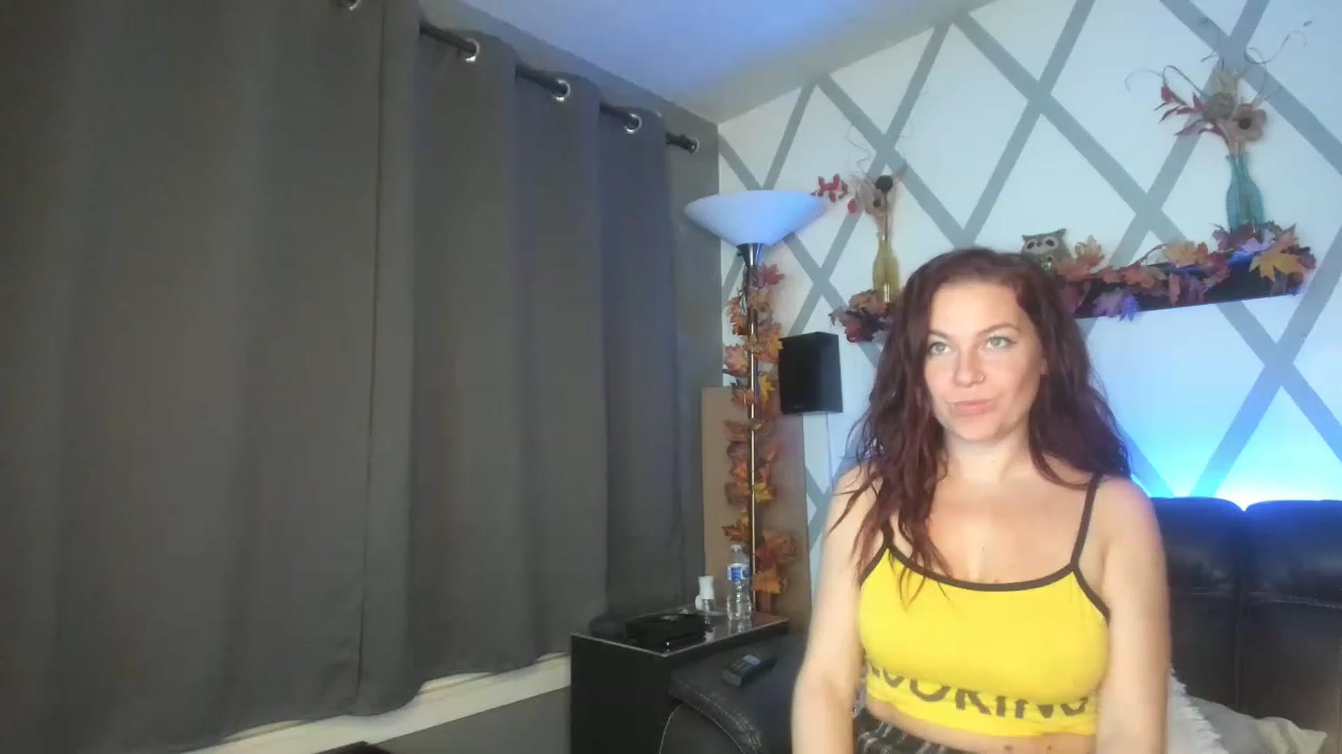 Gallery image thumbnail from Nikibutterfly's myfreecams stream on, 11/26/2022, 06:44 image 13 of 20