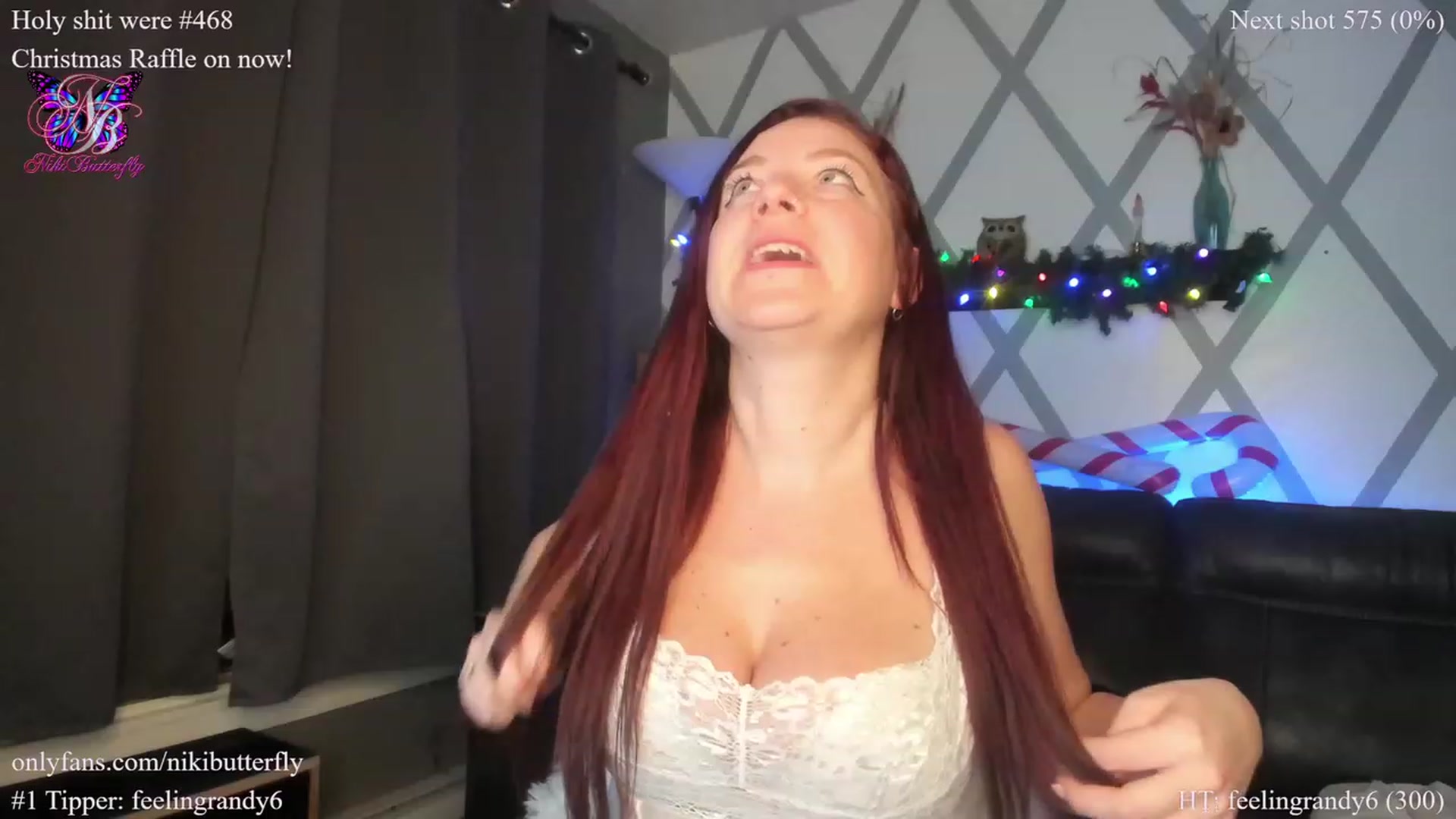 Gallery image thumbnail from Nikibutterfly's myfreecams stream on, 12/20/2022, 08:51 image 5 of 20