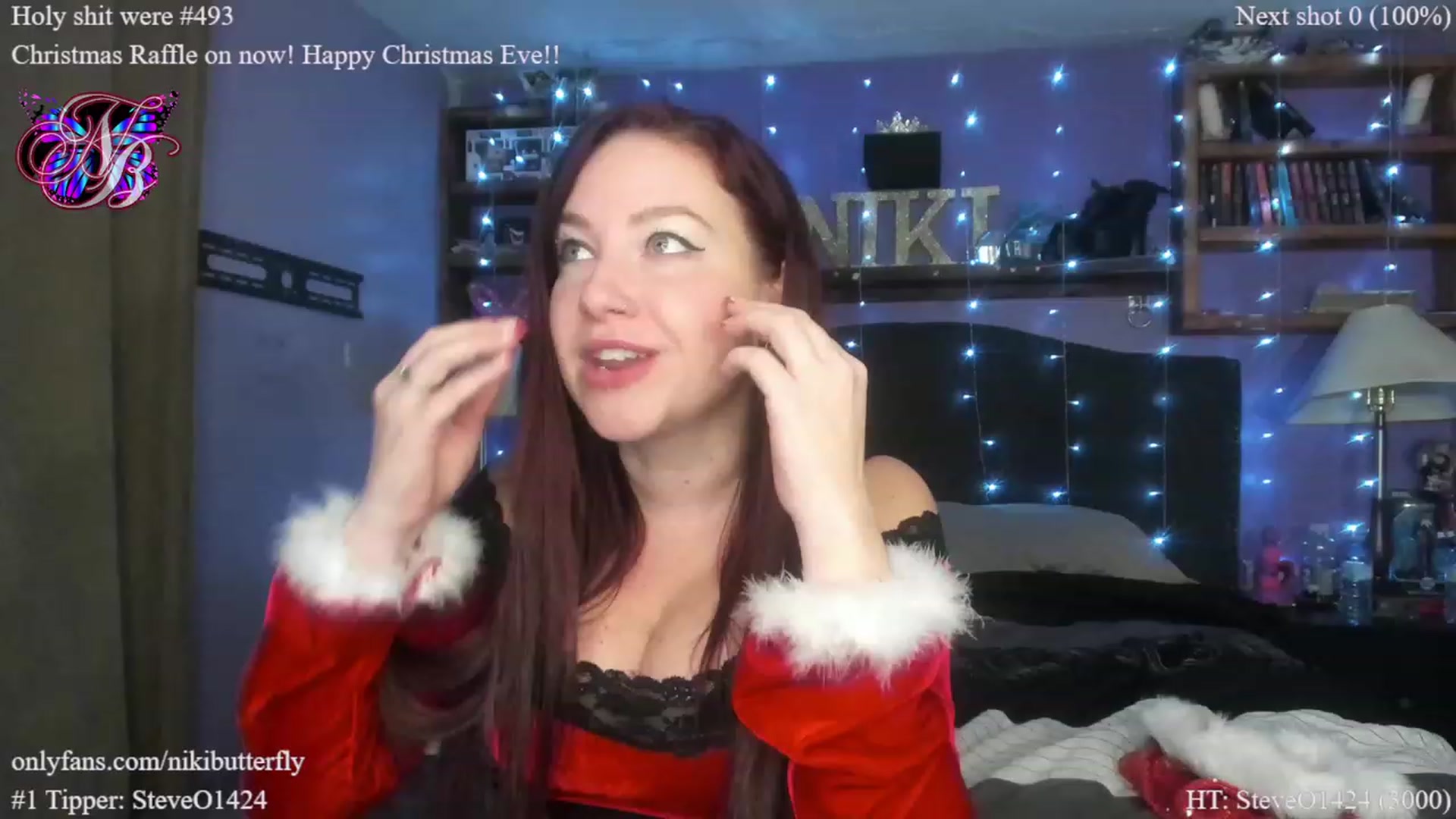 Gallery image thumbnail from Nikibutterfly's myfreecams stream on, 12/24/2022, 21:18 image 10 of 20