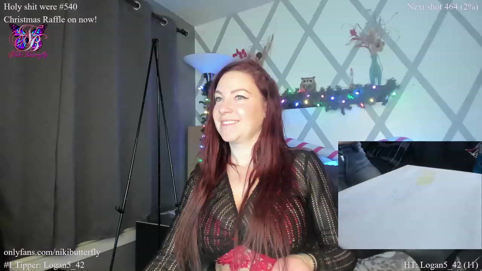 Gallery image thumbnail from Nikibutterfly's myfreecams stream on, 12/27/2022, 05:13 image 4 of 20