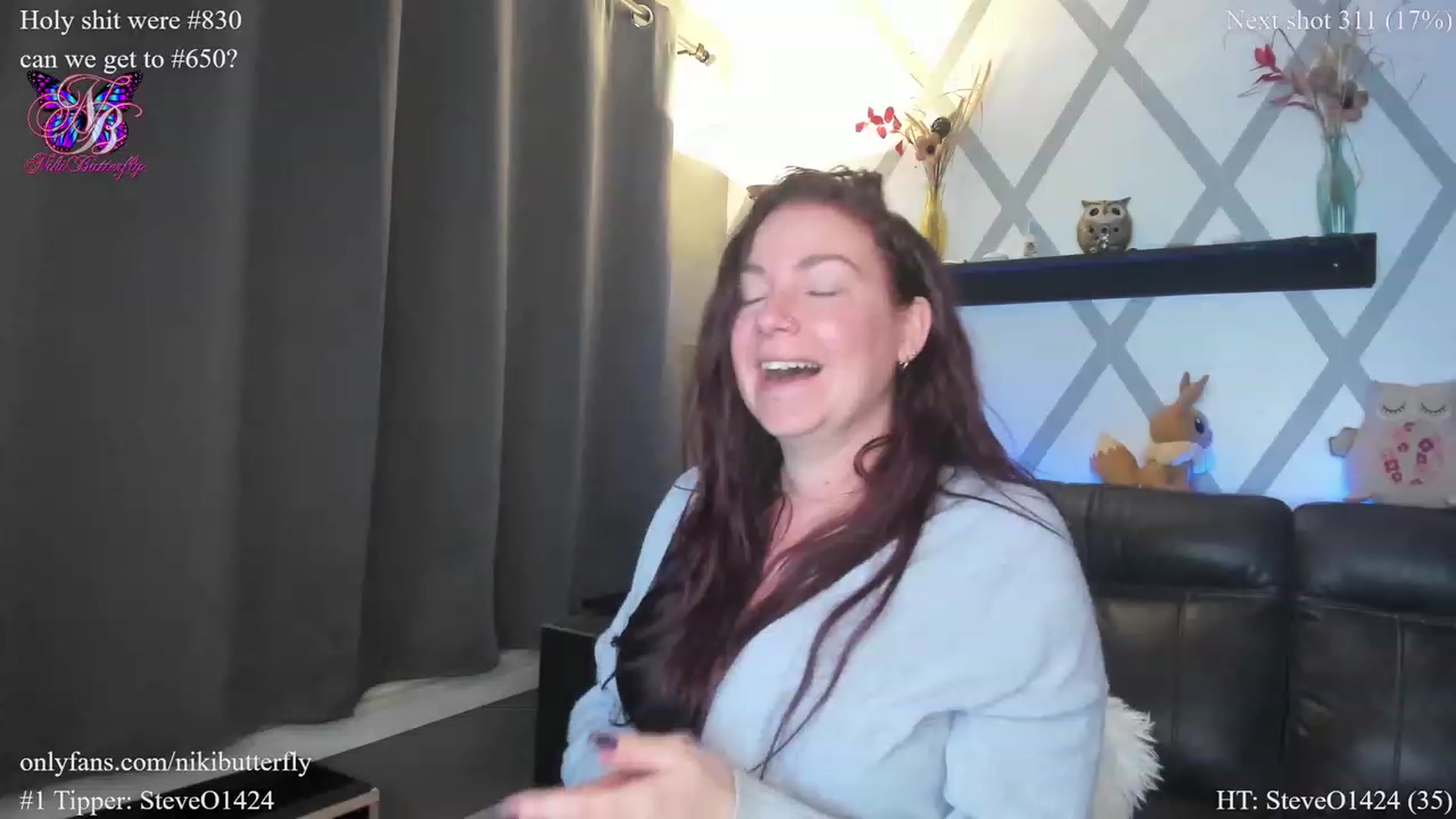 Gallery image thumbnail from Nikibutterfly's myfreecams stream on, 01/23/2023, 04:37 image 11 of 20