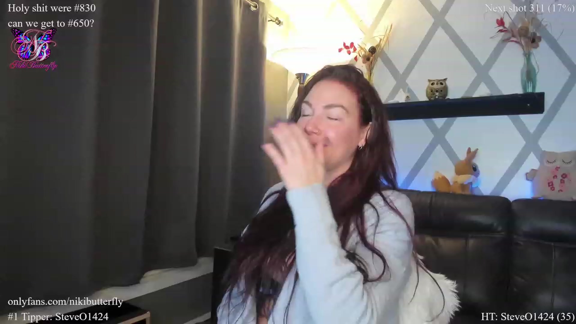 Gallery image thumbnail from Nikibutterfly's myfreecams stream on, 01/23/2023, 04:37 image 12 of 20