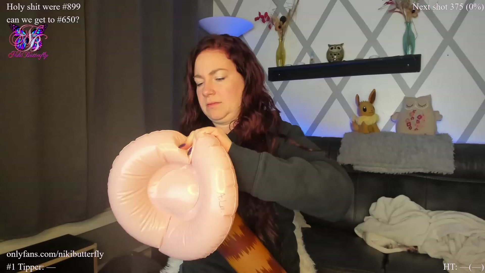 Gallery image thumbnail from Nikibutterfly's myfreecams stream on, 01/26/2023, 04:27 image 2 of 20