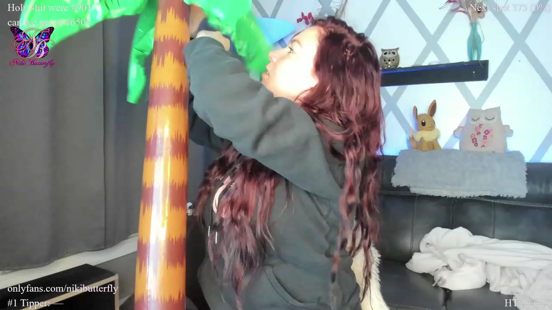 Gallery image thumbnail from Nikibutterfly's myfreecams stream on, 01/26/2023, 04:27 image 9 of 20