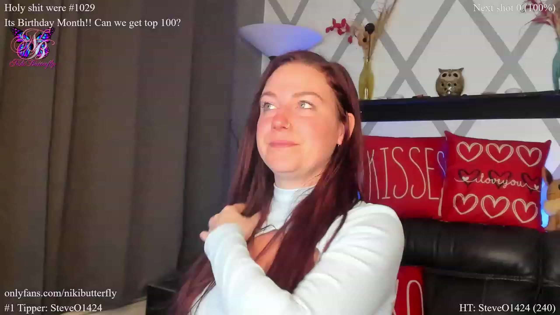 Gallery image thumbnail from Nikibutterfly's myfreecams stream on, 02/13/2023, 04:55 image 10 of 20