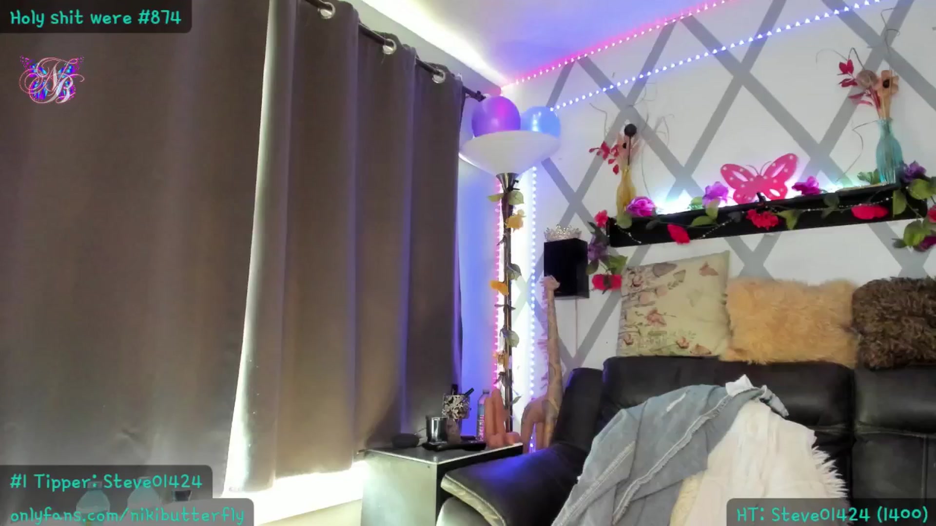 Gallery image thumbnail from Nikibutterfly's myfreecams stream on, 04/29/2024, 16:02 image 16 of 20