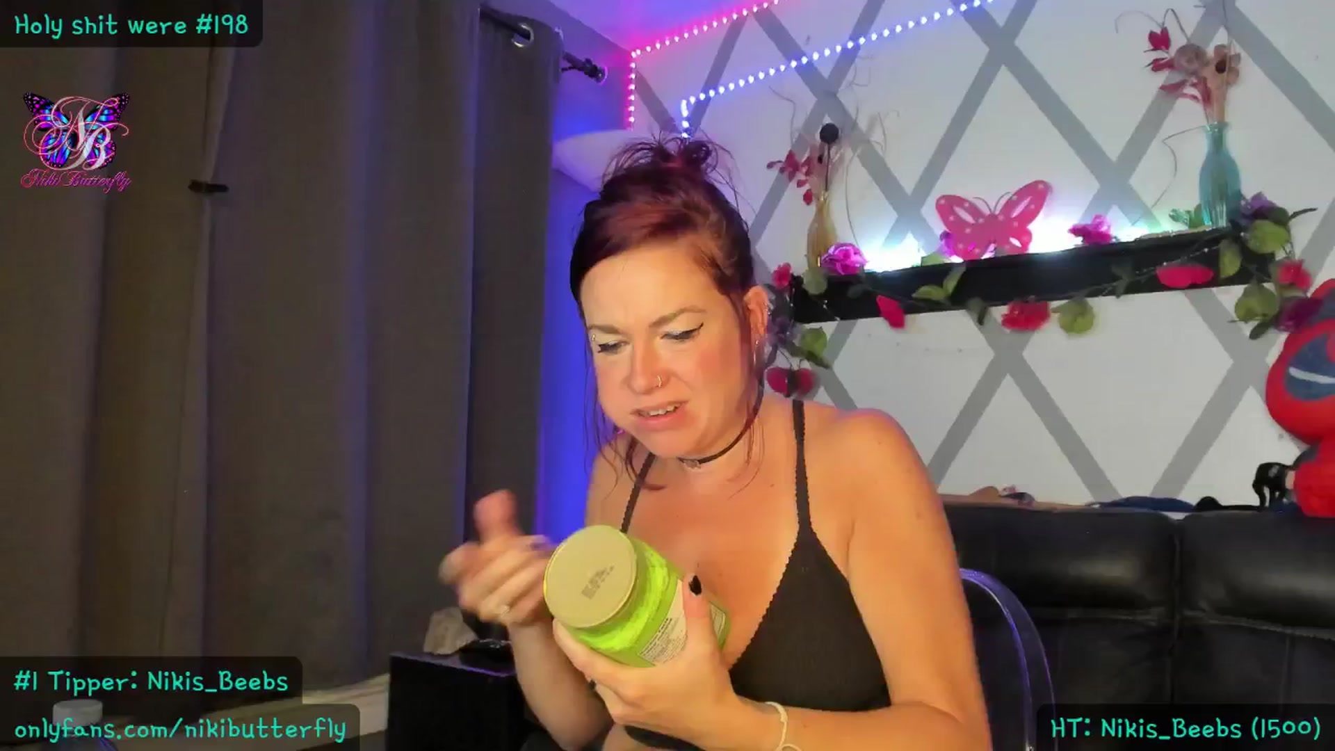 Gallery image thumbnail from Nikibutterfly's myfreecams stream on, 06/14/2024, 06:03 image 13 of 20