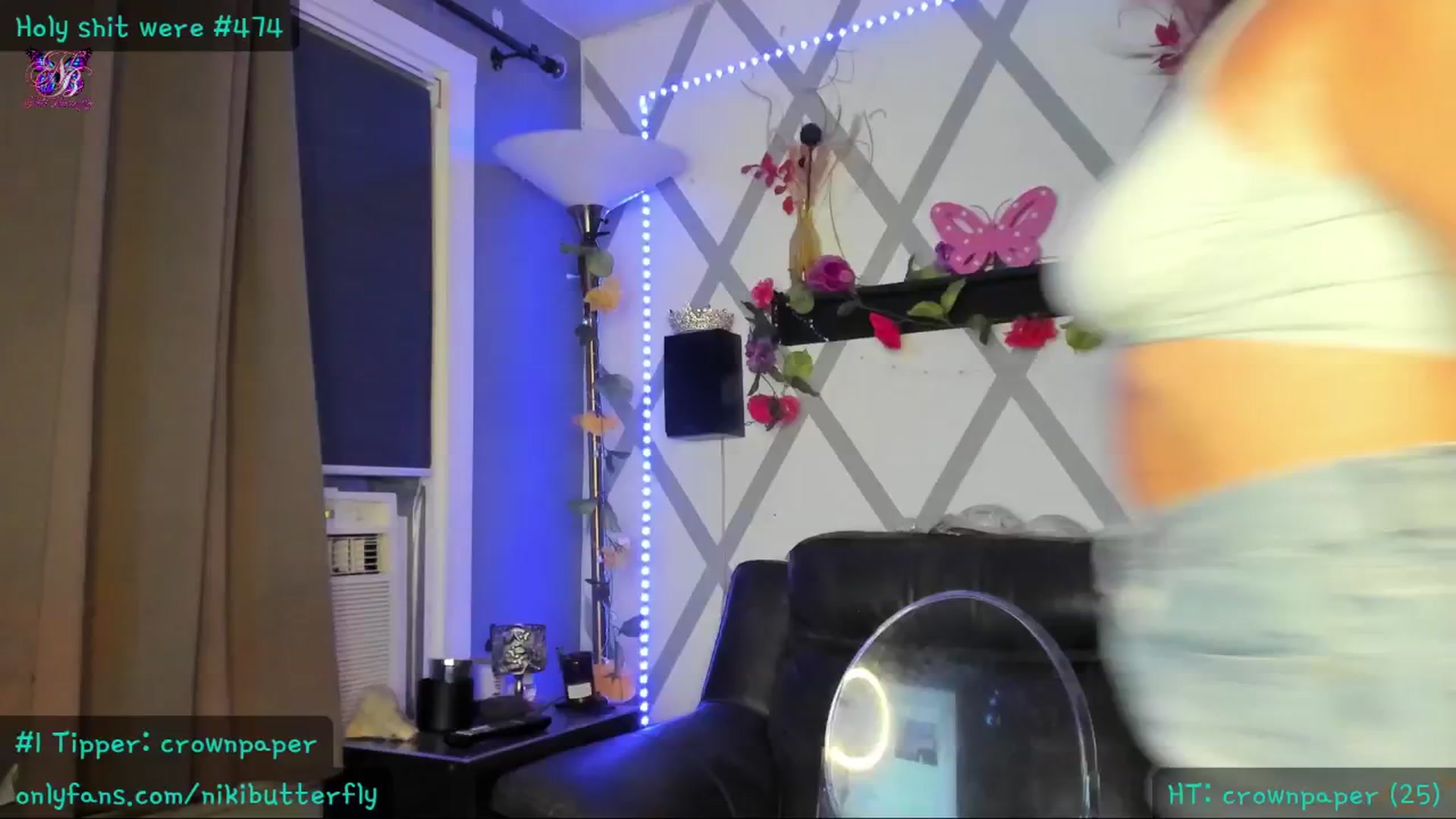 Gallery image thumbnail from Nikibutterfly's myfreecams stream on, 06/29/2024, 04:09 image 2 of 20