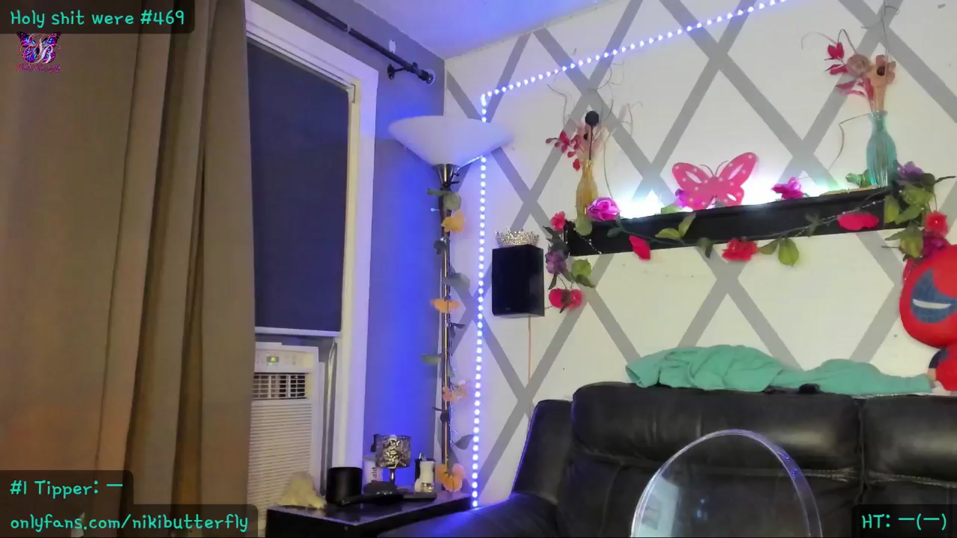 Gallery image thumbnail from Nikibutterfly's myfreecams stream on, 06/30/2024, 01:43 image 20 of 20