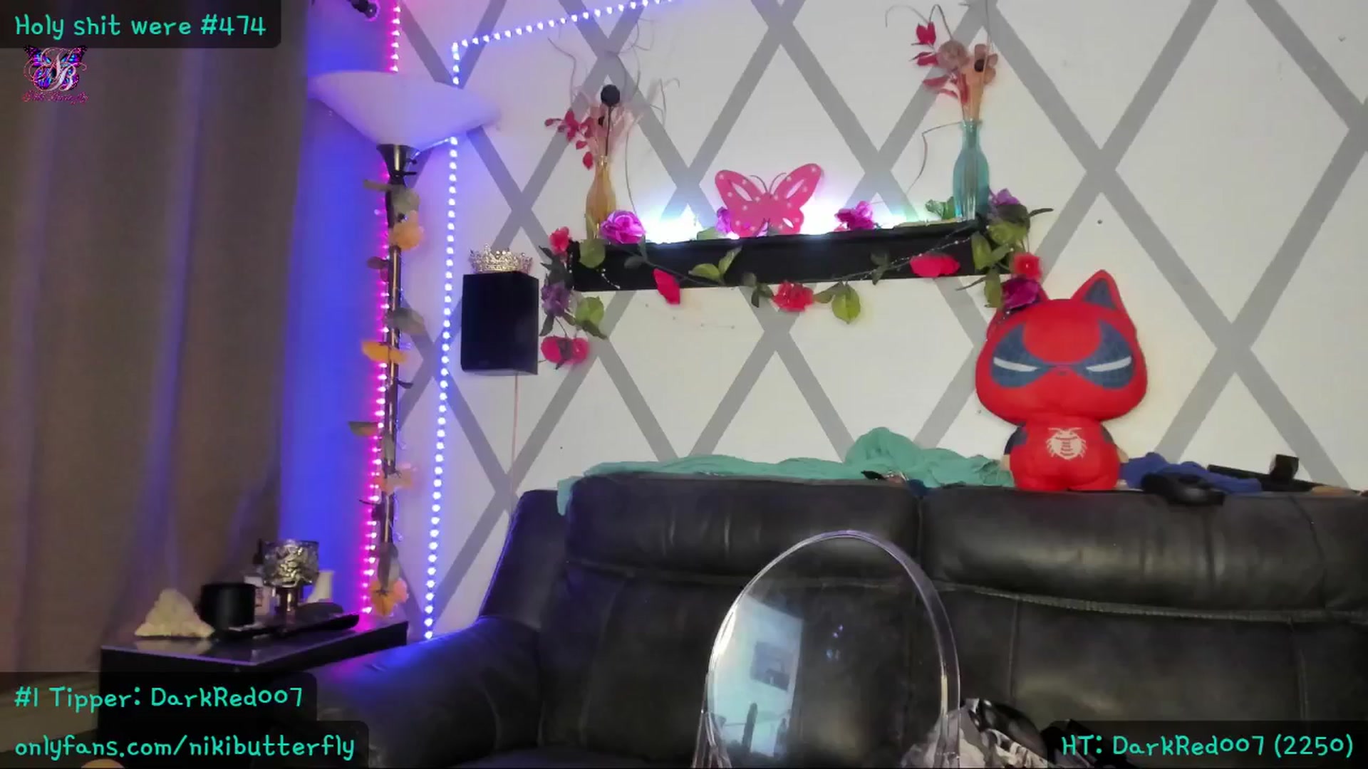 Gallery image thumbnail from Nikibutterfly's myfreecams stream on, 07/01/2024, 04:10 image 17 of 20