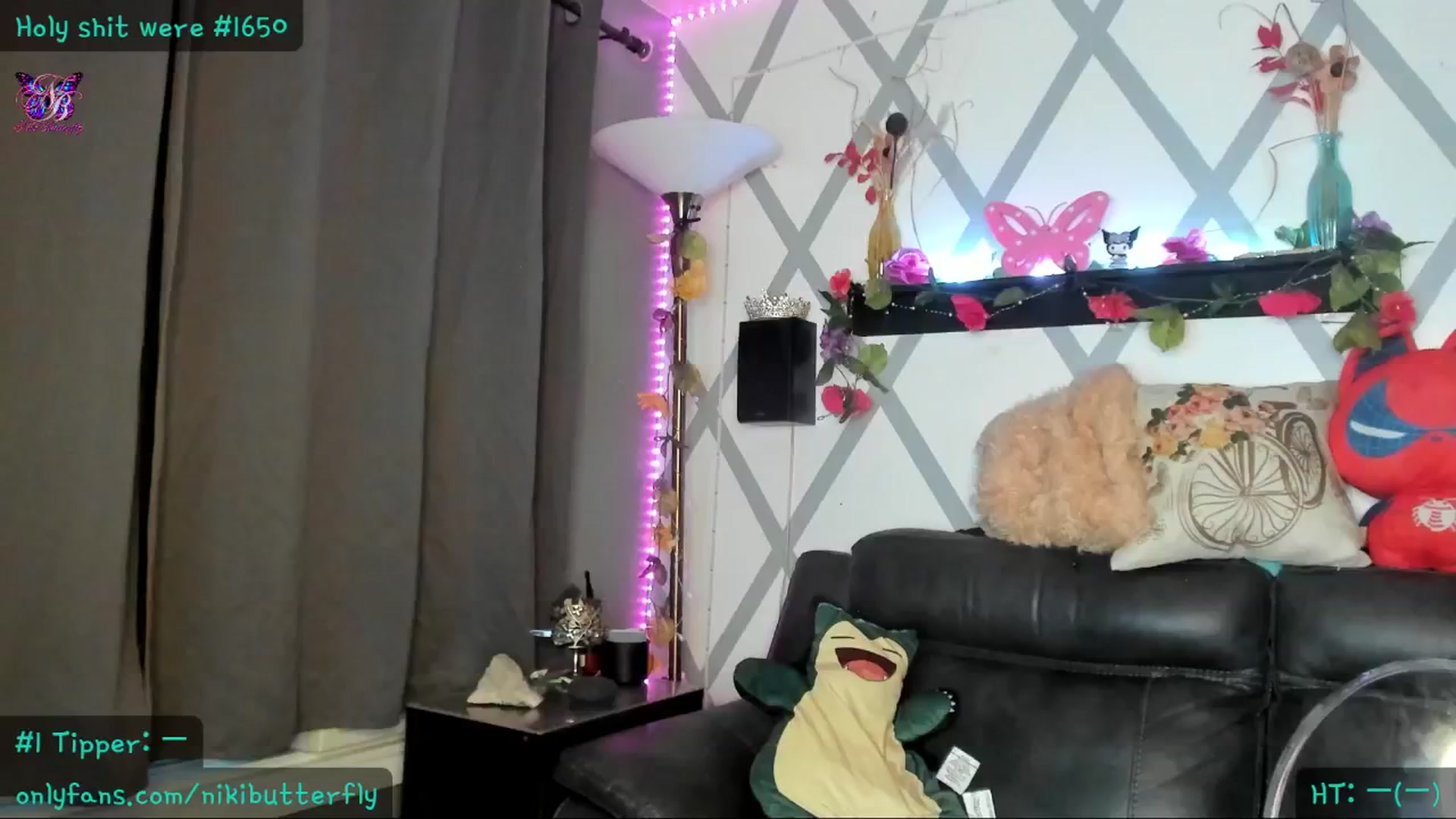 Gallery image thumbnail from Nikibutterfly's myfreecams stream on, 07/28/2024, 01:01 image 20 of 20