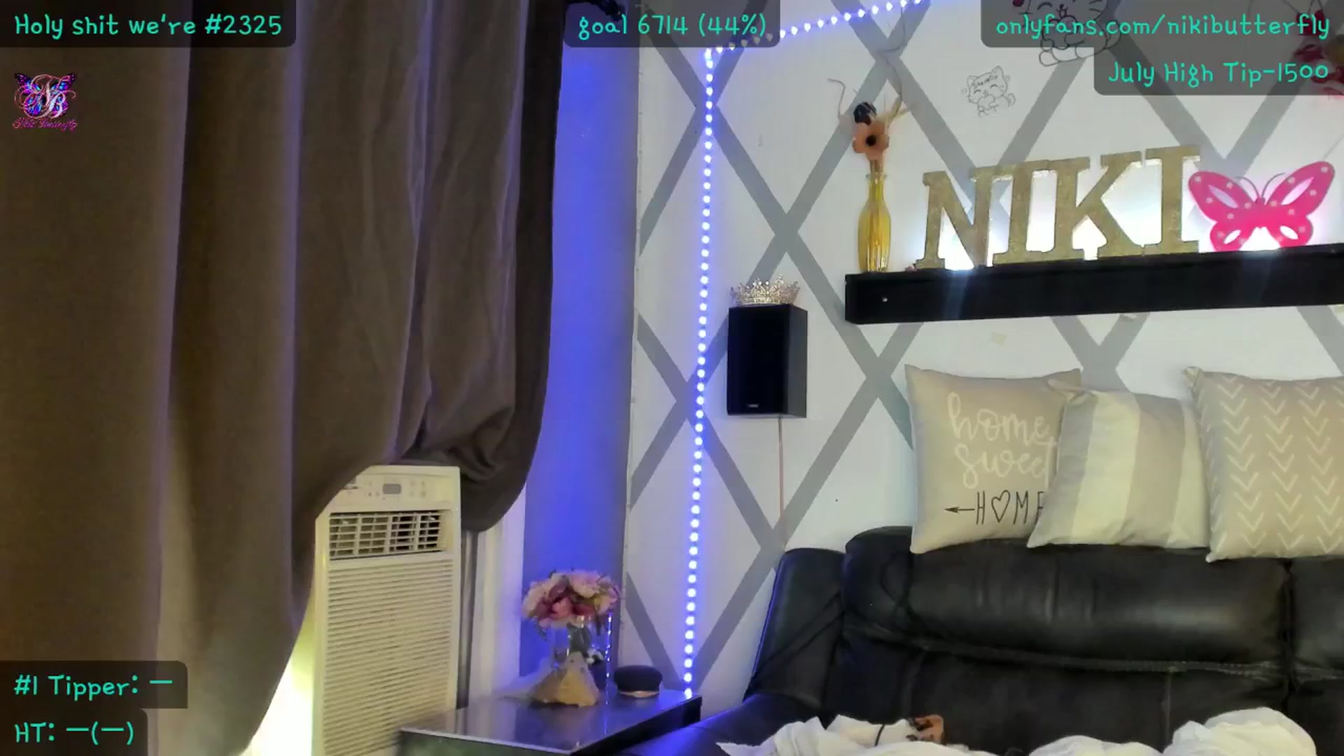 Gallery image thumbnail from Nikibutterfly's myfreecams stream on, 07/09/2025, 13:03 image 15 of 20