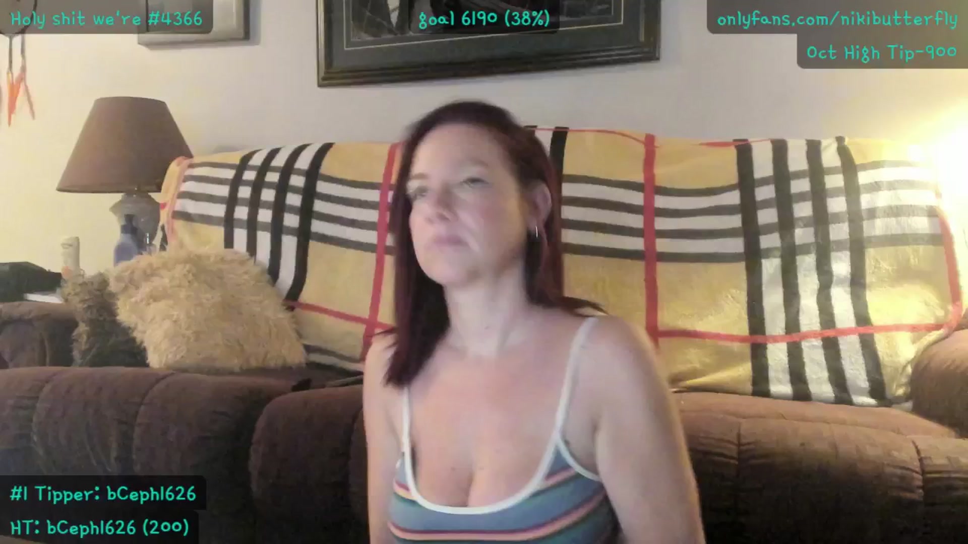 Gallery image thumbnail from Nikibutterfly's myfreecams stream on, 10/28/2025, 16:55 image 17 of 20