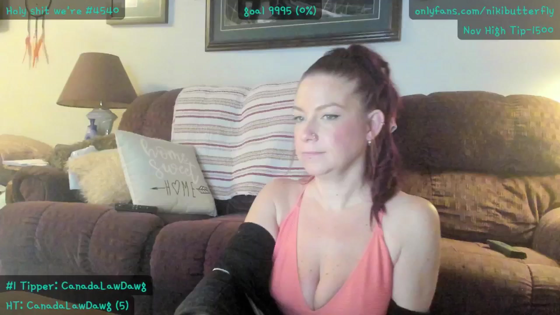 Gallery image thumbnail from Nikibutterfly's myfreecams stream on, 11/17/2025, 18:20 image 15 of 20