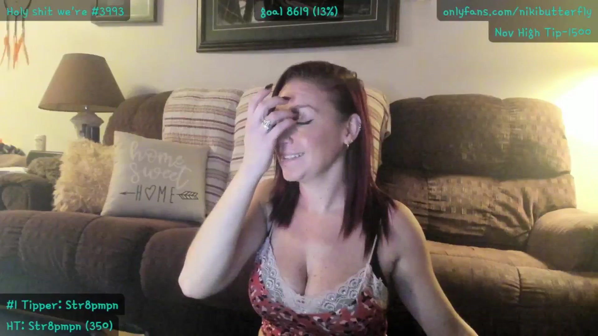 Gallery image thumbnail from Nikibutterfly's myfreecams stream on, 11/20/2025, 19:15 image 17 of 20