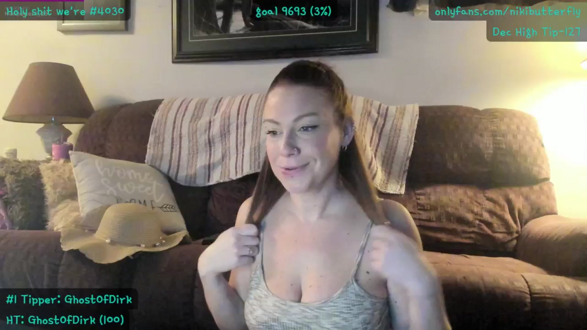 Gallery image thumbnail from Nikibutterfly's myfreecams stream on, 12/03/2025, 18:42 image 2 of 20