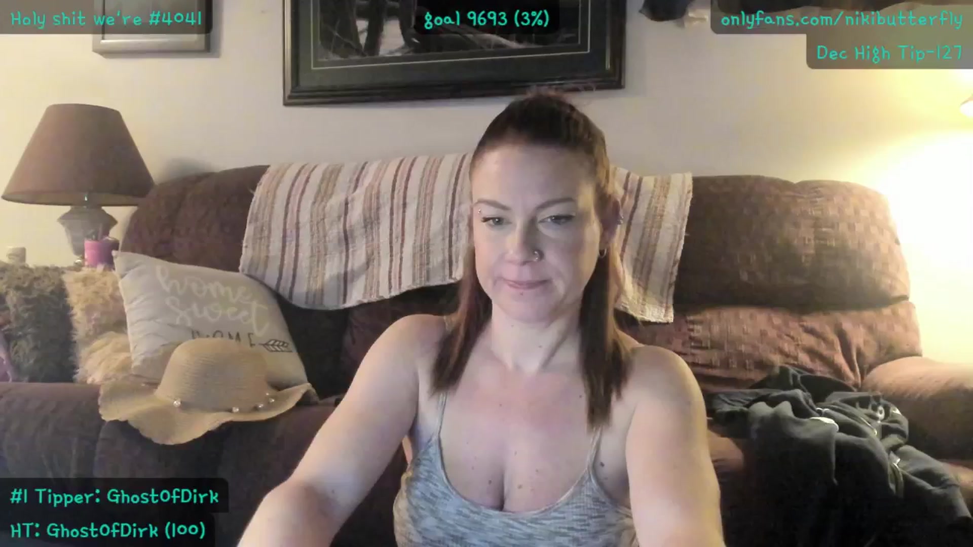 Gallery image thumbnail from Nikibutterfly's myfreecams stream on, 12/03/2025, 18:42 image 15 of 20