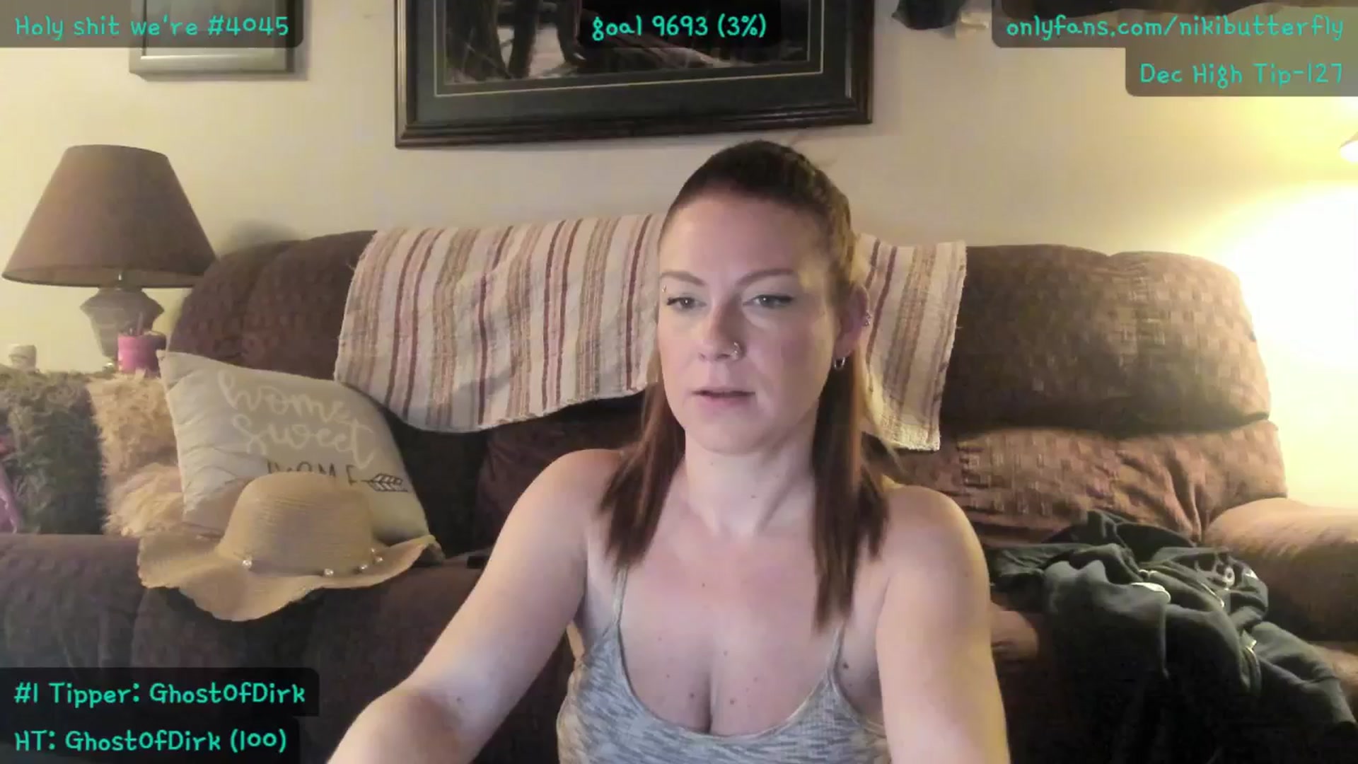 Gallery image thumbnail from Nikibutterfly's myfreecams stream on, 12/03/2025, 18:42 image 16 of 20