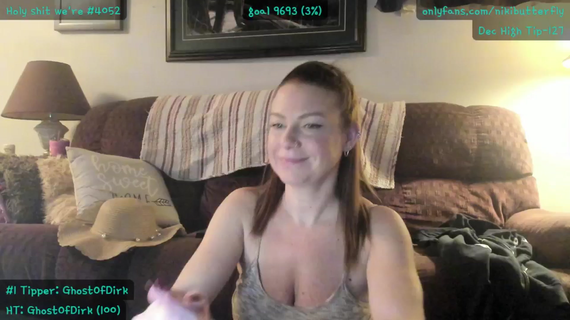 Gallery image thumbnail from Nikibutterfly's myfreecams stream on, 12/03/2025, 18:42 image 19 of 20