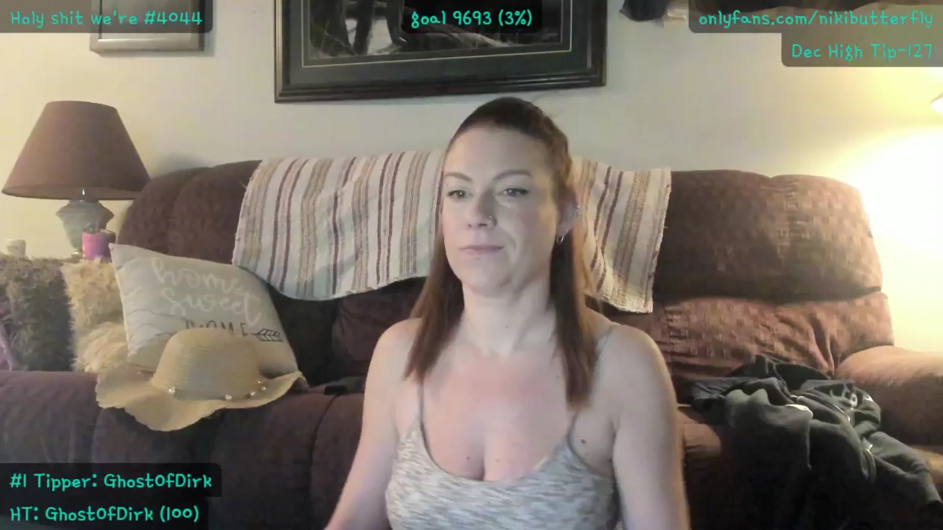 Gallery image thumbnail from Nikibutterfly's myfreecams stream on, 12/03/2025, 18:42 image 12 of 20