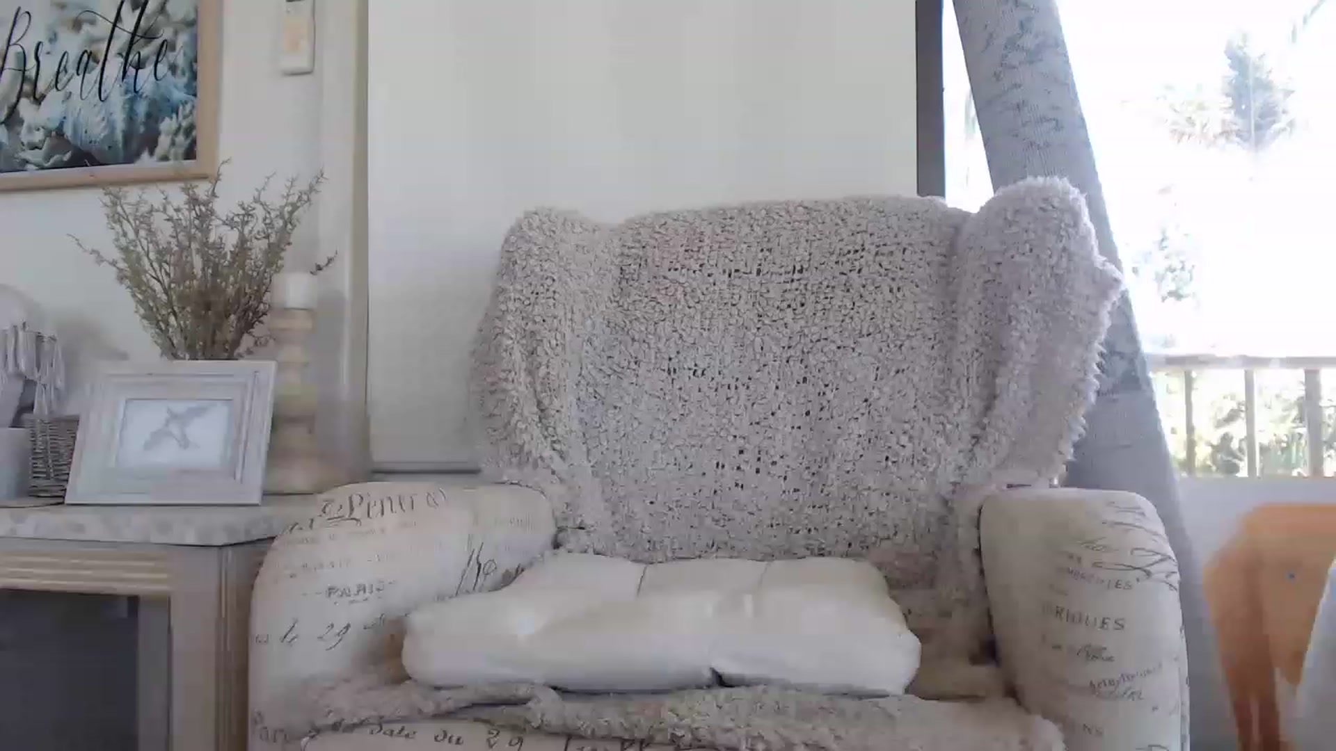 Gallery image thumbnail from Nikita_9's myfreecams stream on, 11/25/2022, 02:20 image 20 of 20