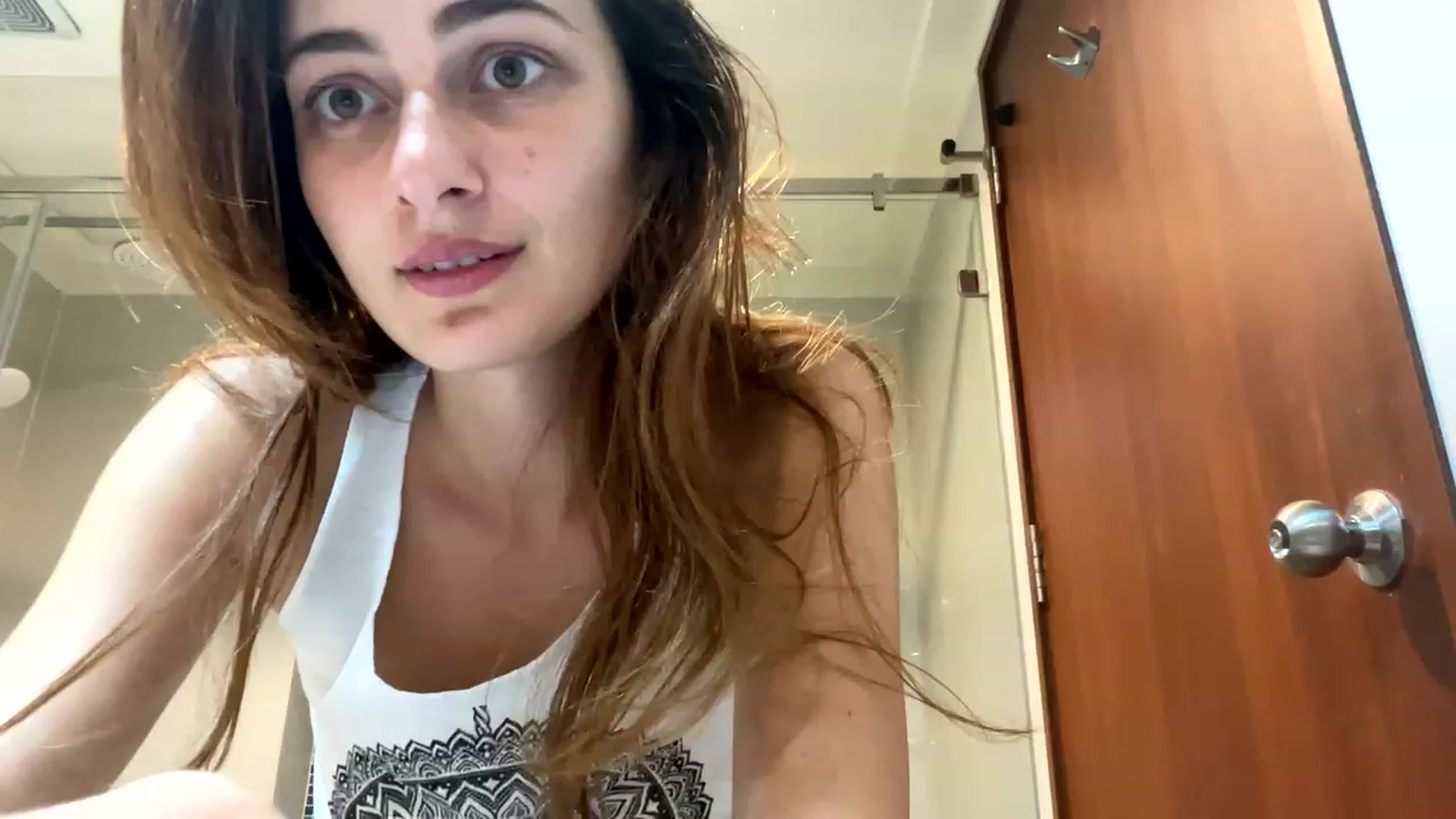 Gallery image thumbnail from Nikita_9's myfreecams stream on, 12/12/2022, 10:43 image 18 of 20