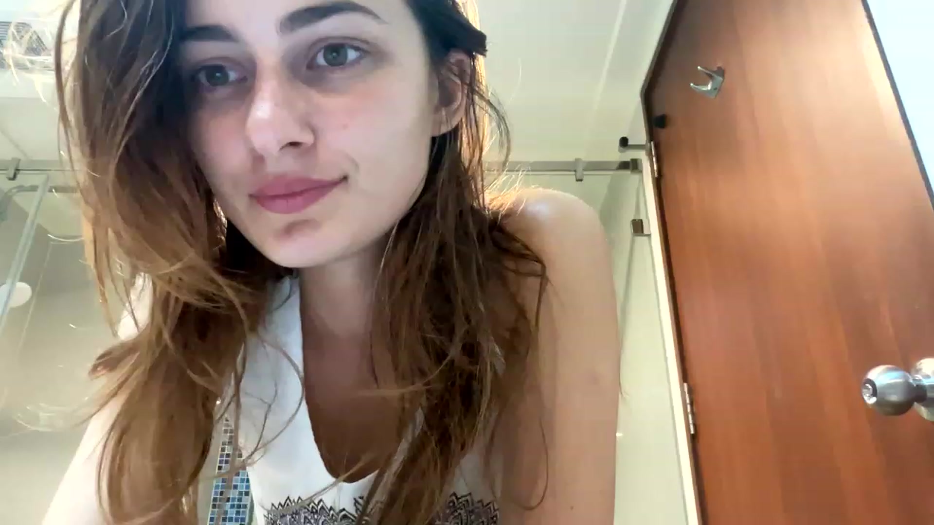 Gallery image thumbnail from Nikita_9's myfreecams stream on, 12/12/2022, 10:43 image 2 of 20