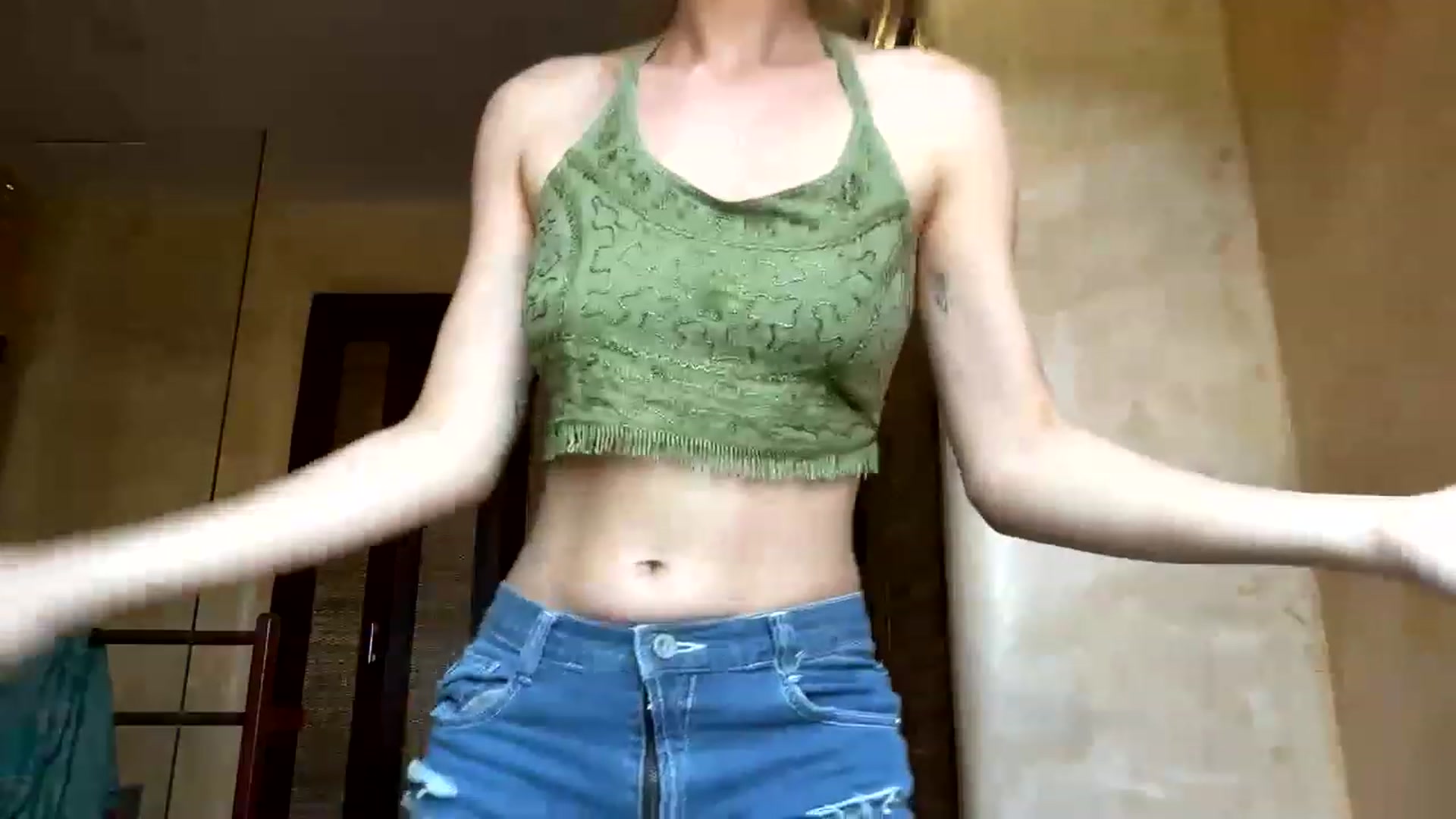 Gallery image thumbnail from Nikita_9's myfreecams stream on, 01/03/2023, 08:33 image 9 of 20
