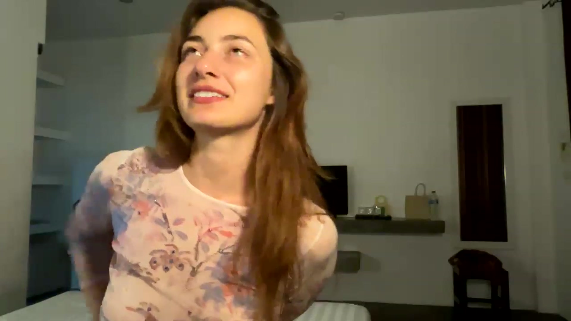 Gallery image thumbnail from Nikita_9's myfreecams stream on, 01/04/2023, 12:47 image 7 of 20