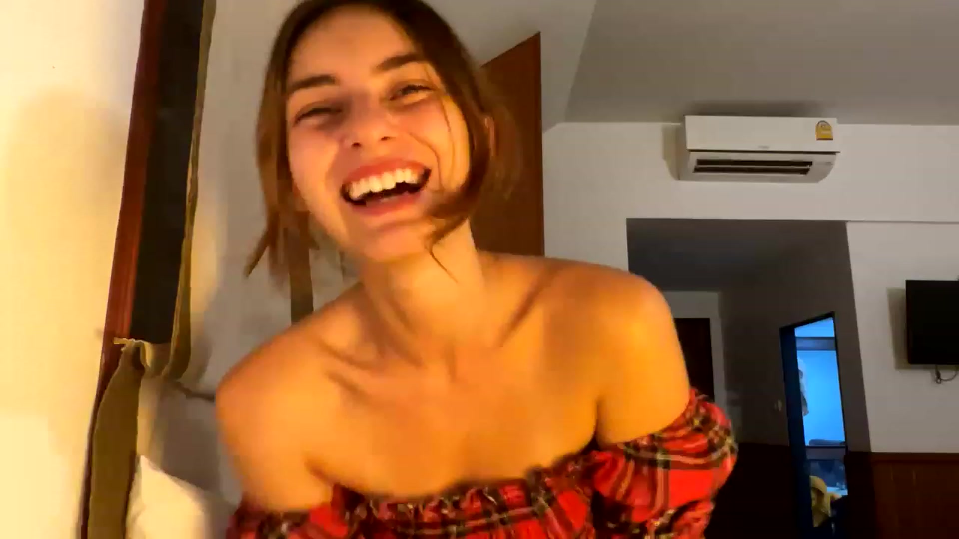 Gallery image thumbnail from Nikita_9's myfreecams stream on, 01/05/2023, 12:10 image 18 of 20