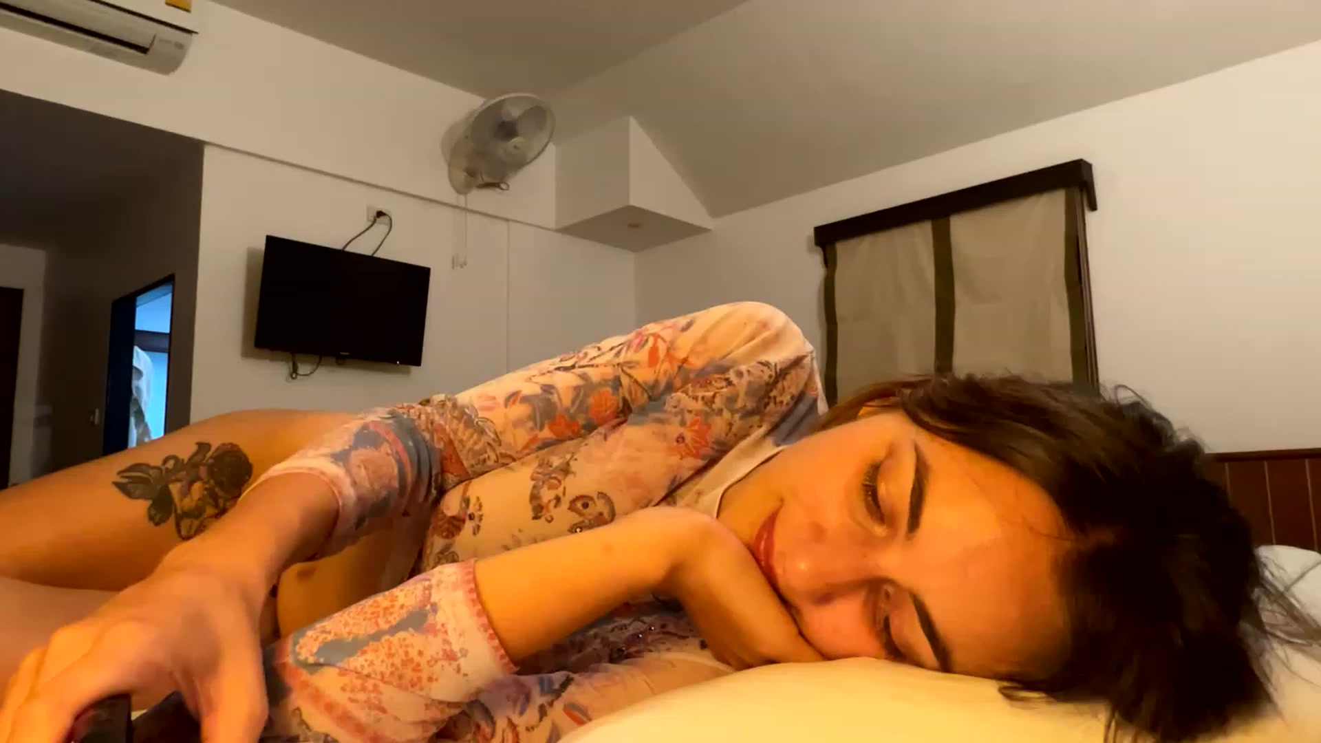 Gallery image thumbnail from Nikita_9's myfreecams stream on, 01/05/2023, 15:29 image 16 of 20