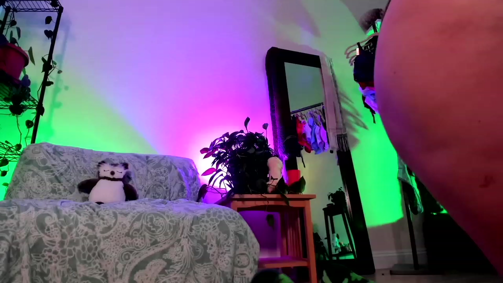 Gallery image thumbnail from NikkiEliot's myfreecams stream on, 03/18/2024, 02:36 image 12 of 20