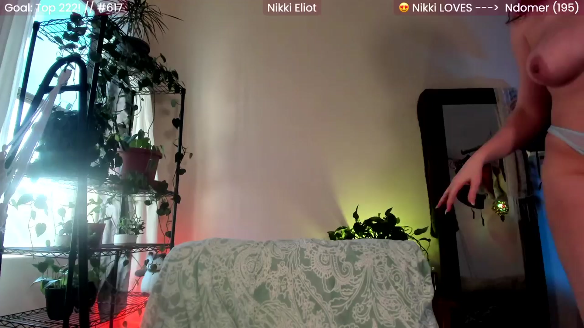 Gallery image thumbnail from NikkiEliot's myfreecams stream on, 03/22/2024, 24:01 image 15 of 20