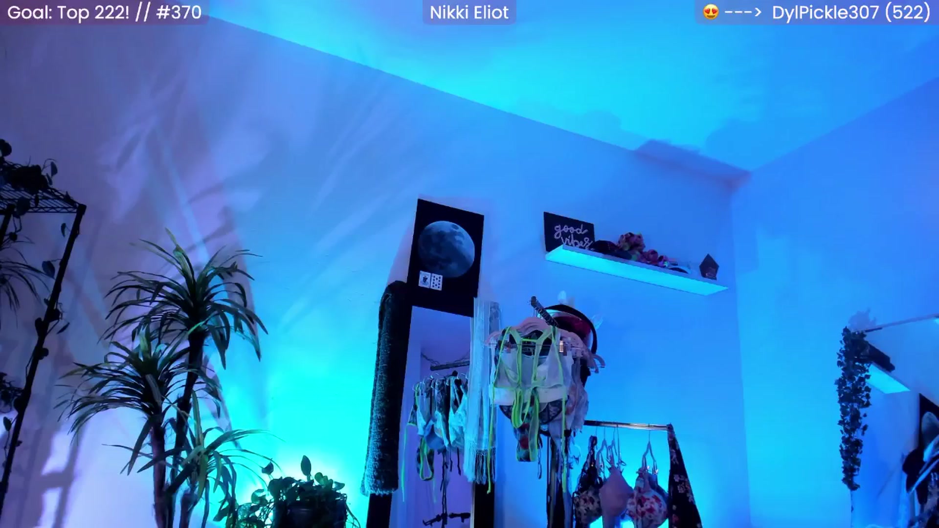 Gallery image thumbnail from NikkiEliot's myfreecams stream on, 04/21/2024, 01:01 image 17 of 20